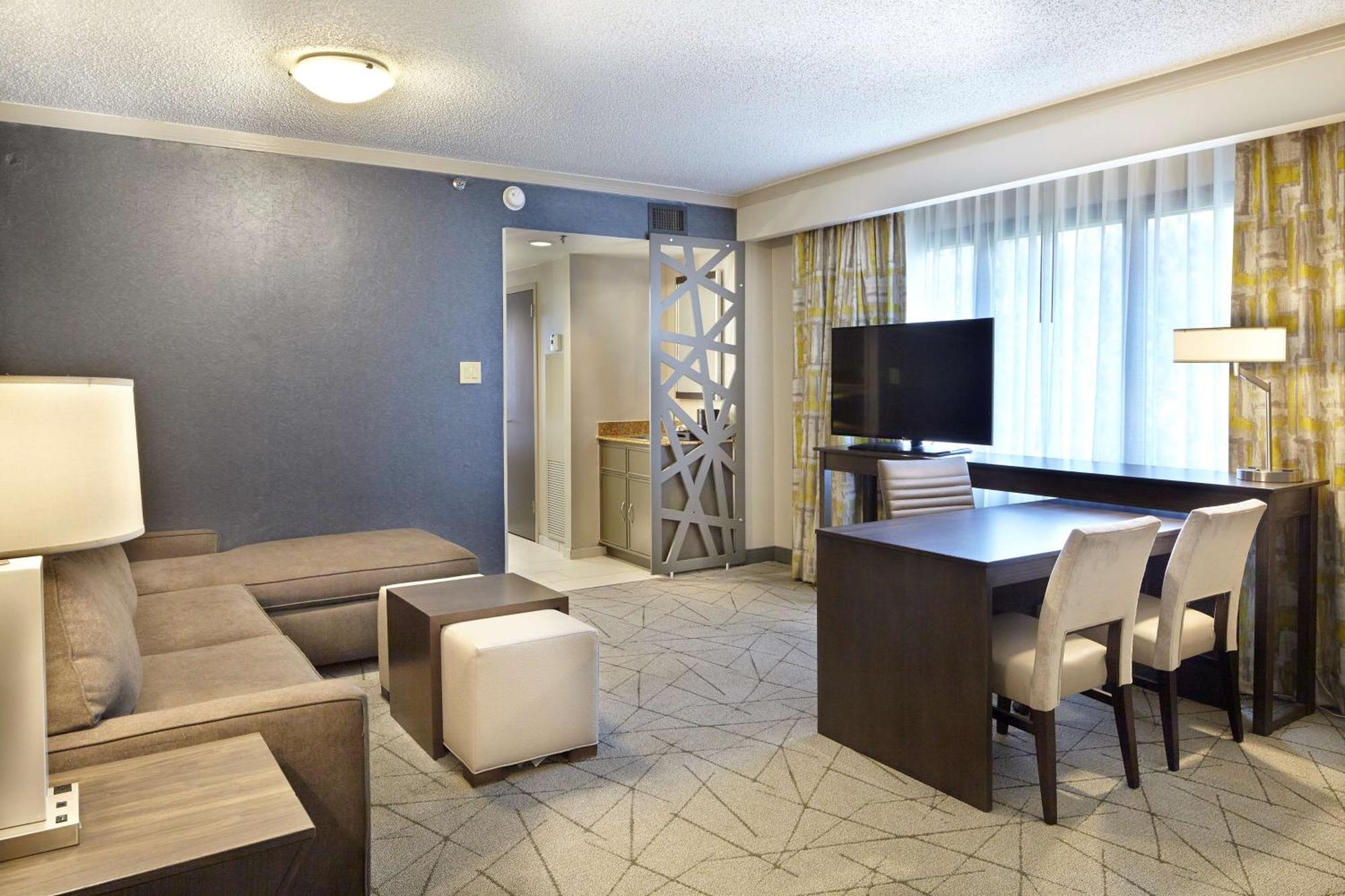 Embassy Suites By Hilton Atlanta Galleria Смирна Экстерьер фото