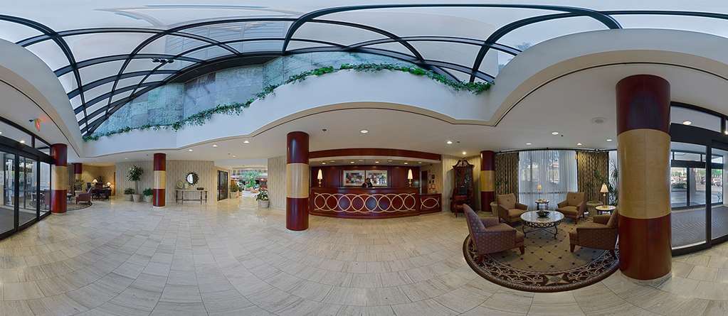 Embassy Suites By Hilton Atlanta Galleria Смирна Интерьер фото