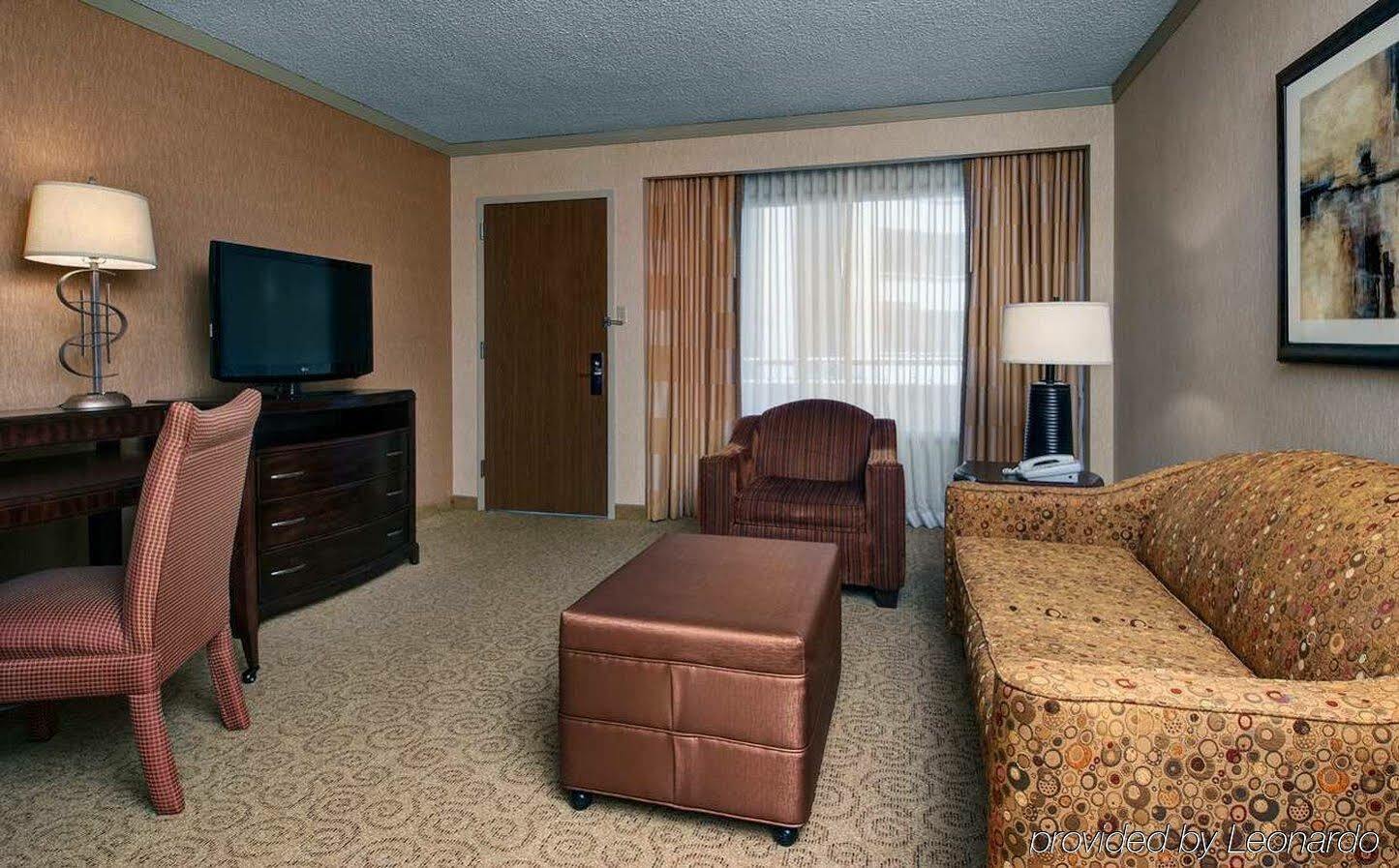 Embassy Suites By Hilton Atlanta Galleria Смирна Экстерьер фото